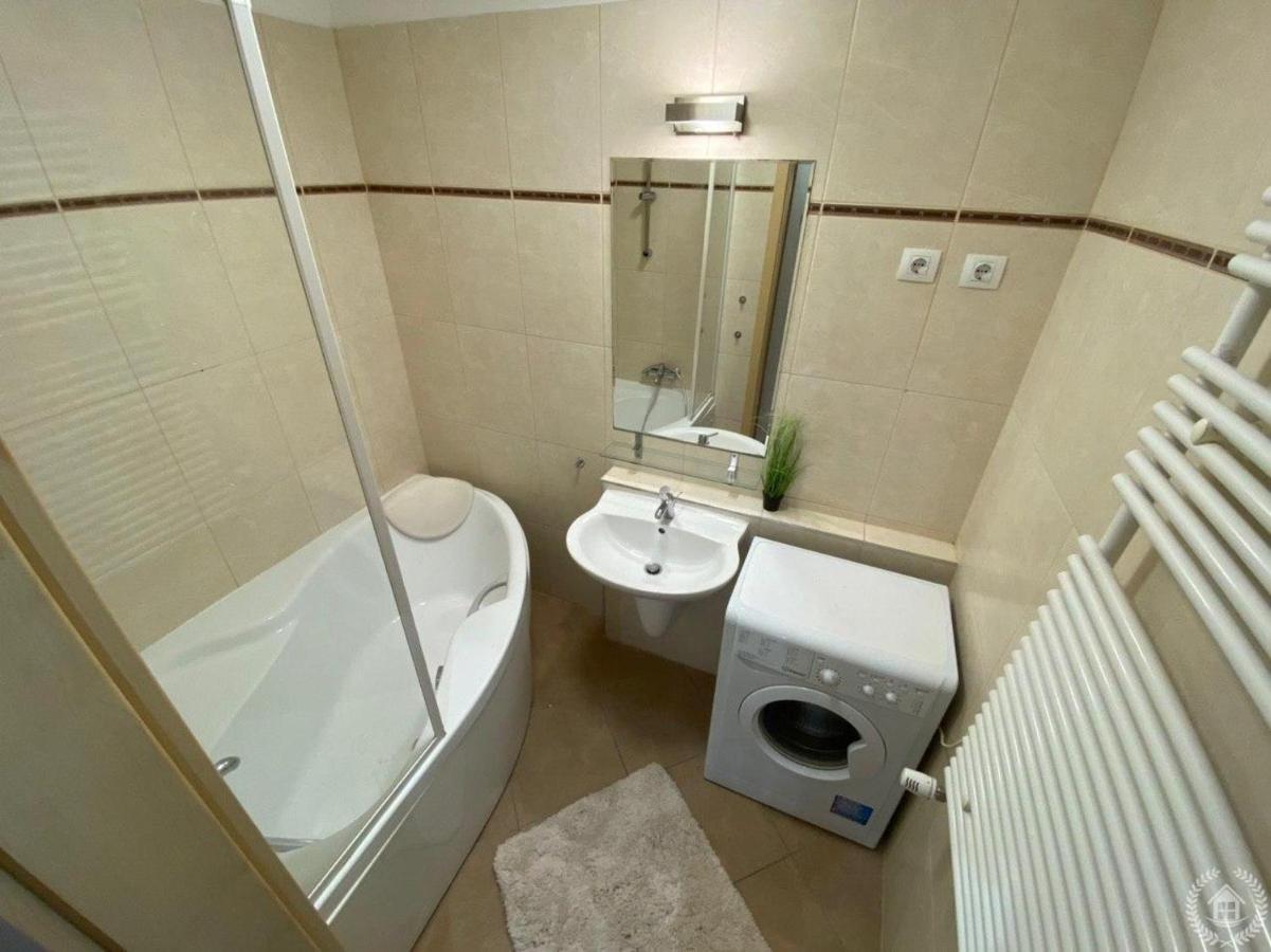 Downtown Gozsdu Vibe Apartment II Budapest Esterno foto